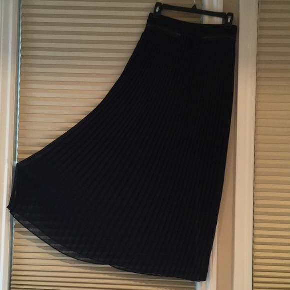 Gorgeous WORTHINGTON Maxi Skirtall - Picture 10 of 16